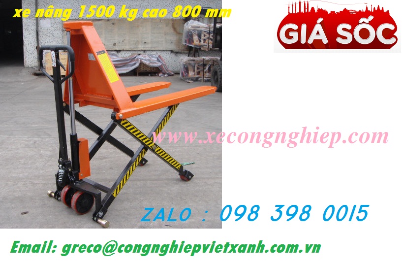 Có nên chọn xe nâng tay dùng bánh PU hay Nylon?