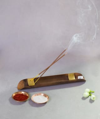 Đế cắm hương bằng đồng